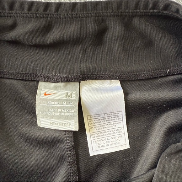 NIKE DRI FIT WOMENS PULL ON ATHLETIC YOGA CAPRIS PANTS SIZE M - Picture 4 of 8